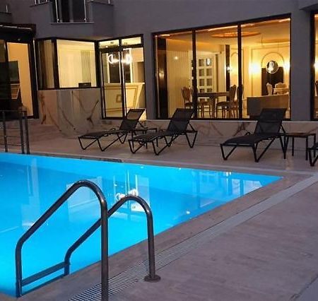 Q Business Hotels Antalya Bagian luar foto