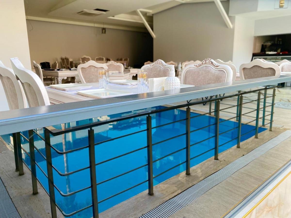 Q Business Hotels Antalya Bagian luar foto
