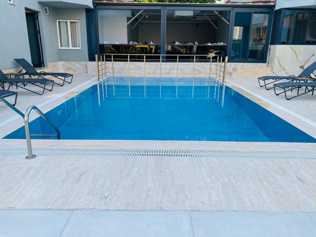 Q Business Hotels Antalya Bagian luar foto